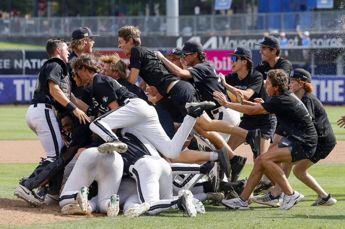 2025 Santa Fe state championship celebration